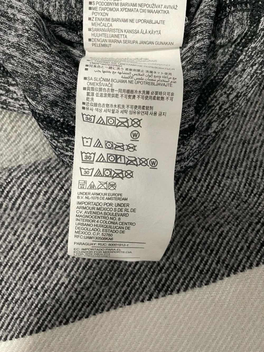 Under Armour Tech Twist Half Zip Long-Sleeve Pullover - Picture 9 of 11